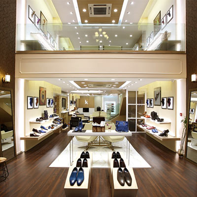 Thiết kế shop giày showroom giày đẹp sang trọng đắng cấp