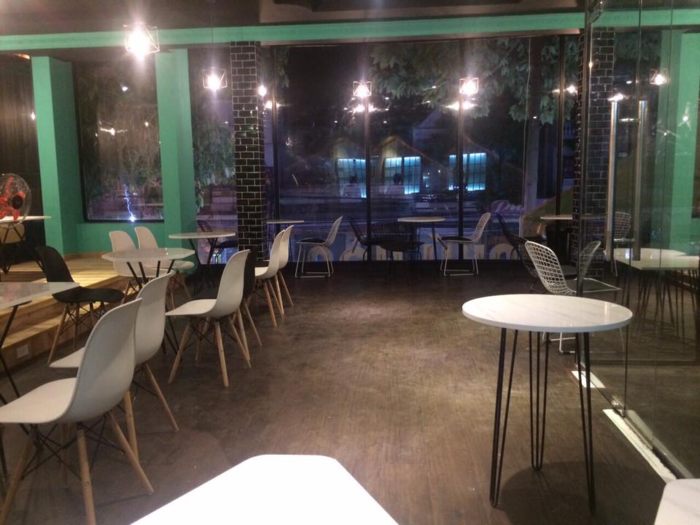 Thiết kế quán cafe nhỏ đẹp 2