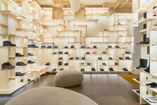 Ý tưởng thiết kế shop giầy với nội thất gỗ độc đáo
