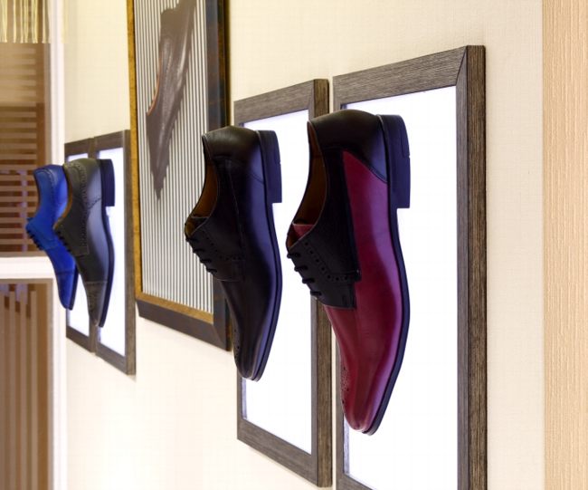 Thiết kế shop giày showroom giày đẹp sang trọng đẳng cấp 6