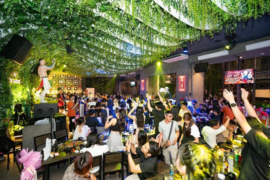 Thiết kế thi công nhà hàng Beer Garden - 09