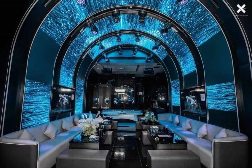 Thiết kế thi công karaoke - KTV LED MỚI với trần vòm LED ánh sáng sống động, không gian sang trọng và hiện đại