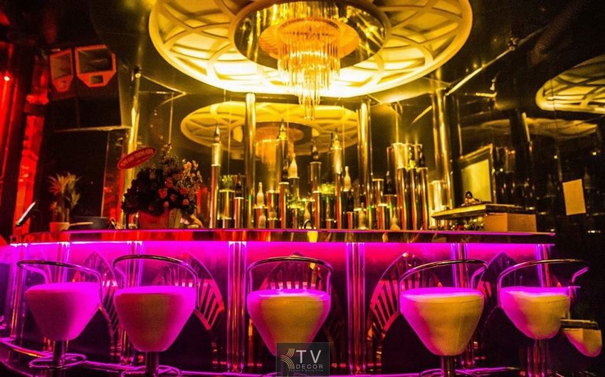 Trải nghiệm thực tế quán Cafe DJ – Không gian âm nhạc sôi động 3