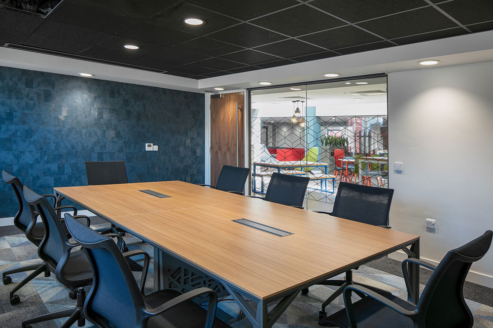Báo giá thiết kế thi công nội thất văn phòng rẻ đẹp tại TPHCM 9