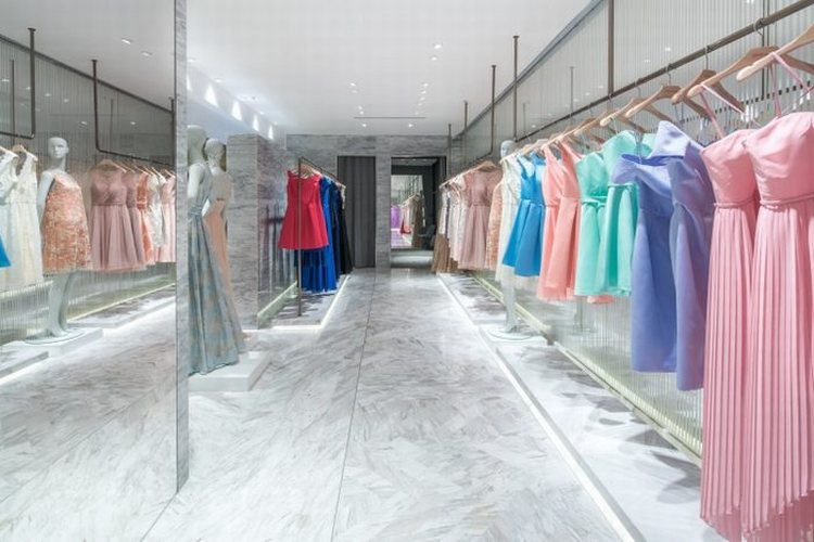 Ý tưởng thiết kế showroom áo cưới đẹp và sang trọng 9