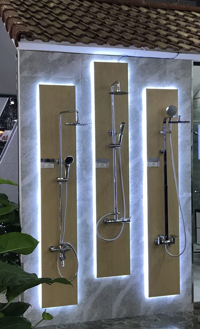 Mẫu kệ gạch mới trong thi công showroom vật liệu xây dựng P1 11