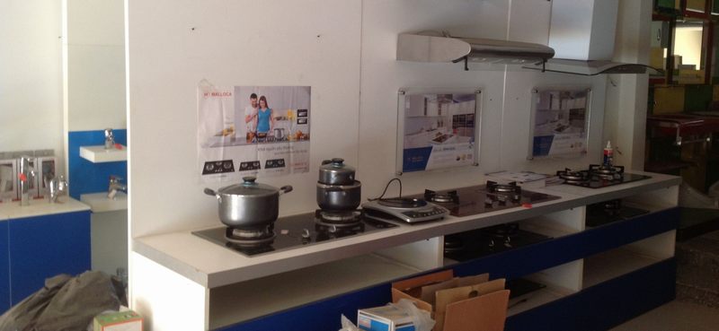 kệ trưng bày bếp ga và bồn rửa chén 12