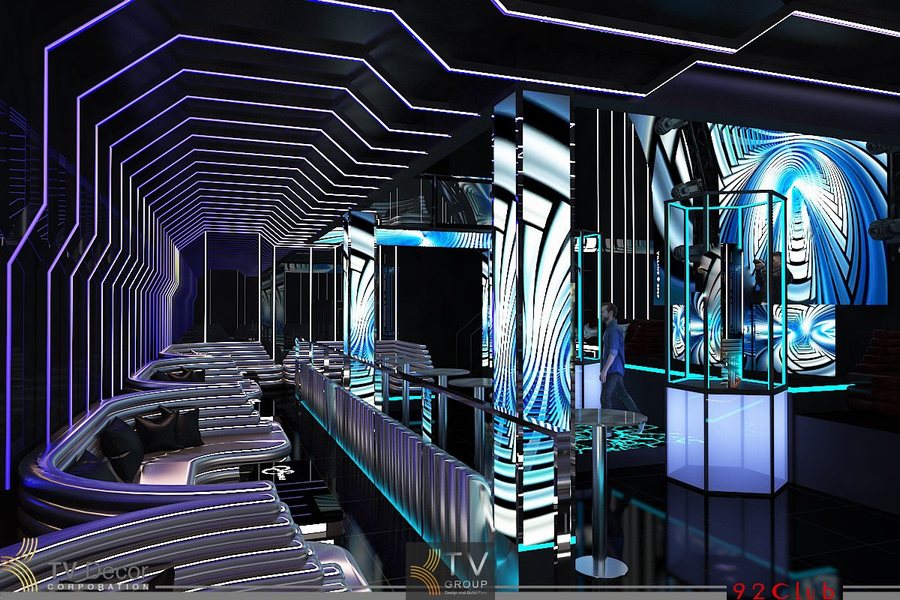 Thiết kế thi công Bar Club hiện đại 2 tầng tại TPHCM – Không gian ánh sáng đa lớp, sàn kính xuyên sáng, lồng trình diễn trung tâm – Giải pháp tối ưu vận hành và thu hút khách