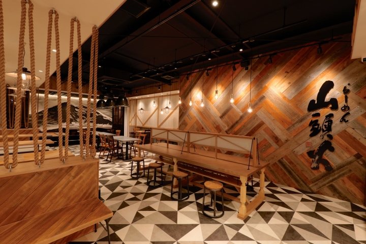 Thiết kế nội thất nhà hàng phong cách Nhật Bản 6