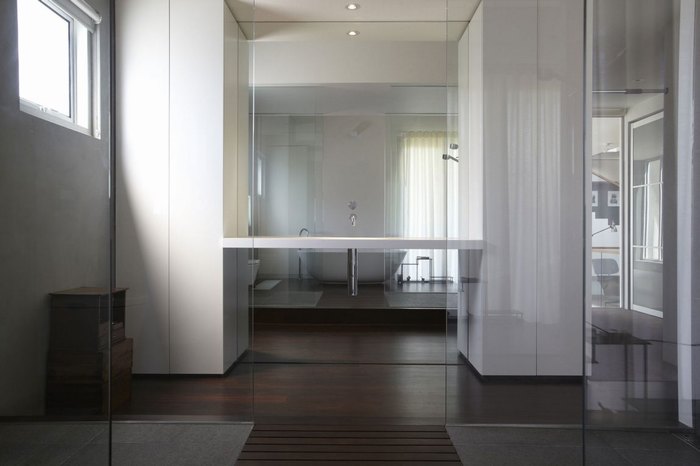 thiết kế nội thất phòng tắm tolet hợp màu nhà