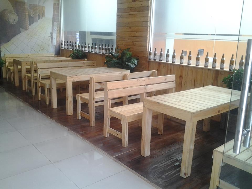 thiết thi công quán cafe bằng chất liệu gỗ 3