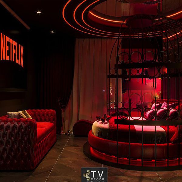 Thiết kế phòng khách sạn chủ đề tình yêu hiện đại sáng tạo