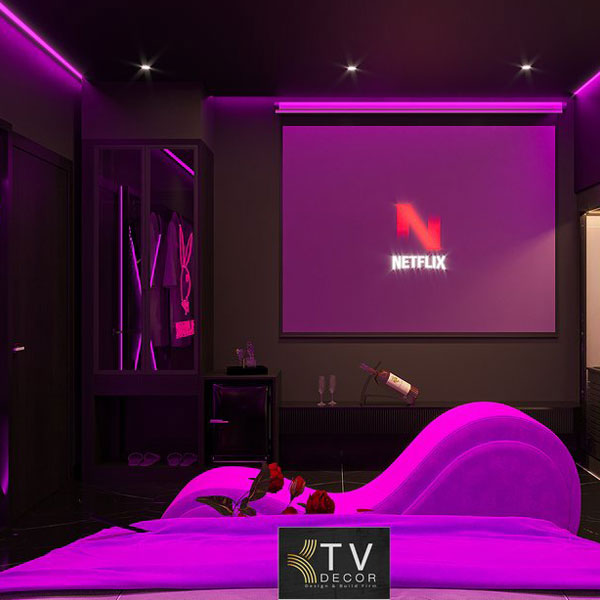 Thiết kế khách sạn chủ đề tình yêu phong cách hiện đại LED tím cá tính