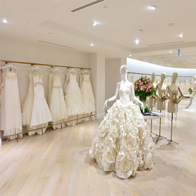 Ngắm mẫu thiết kế showroom áo cưới Kleinfeld tại Canada