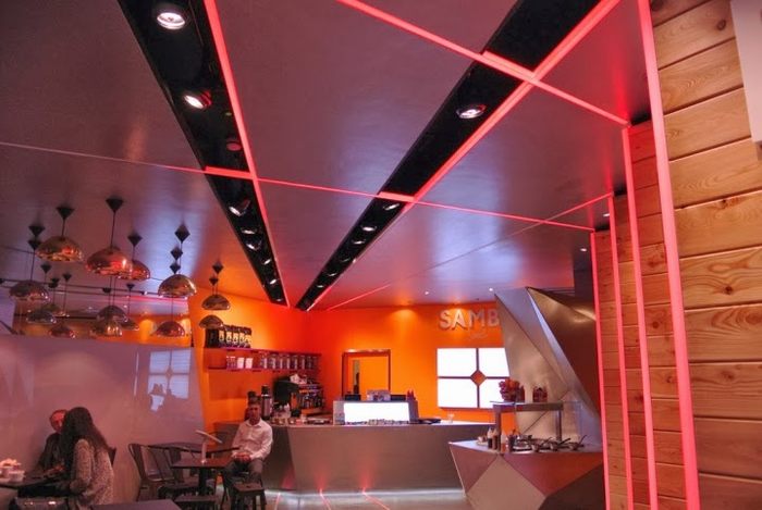 11Ý tưởng thiết kế, nội thất quán Kem ,Cafe tuyệt đẹp ,hệ thống đèn 7 sắc cầu vòng,quán kem ấn tượng